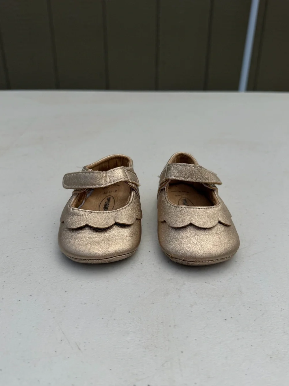 my ggpp  Metallic Gold Mary Jane Shoes with Scallop Trim